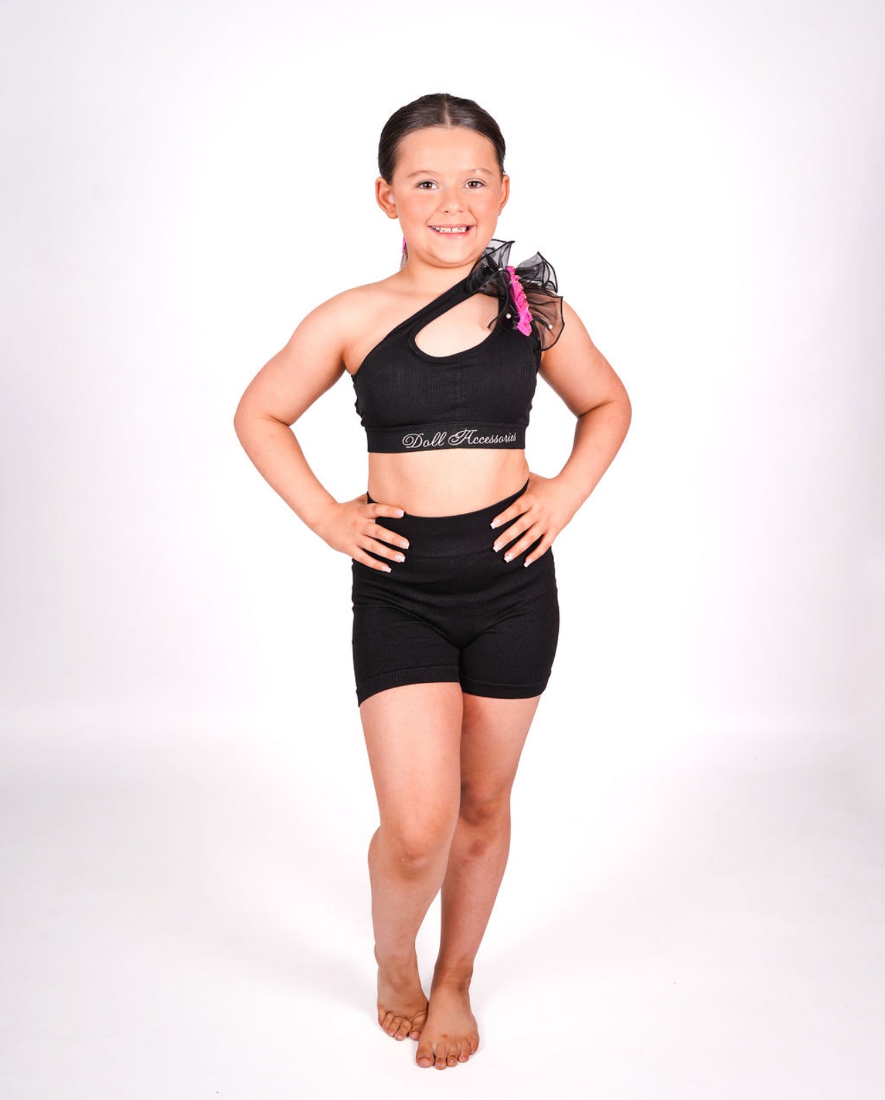 The “lexi” one side crop & shorts set -frills not included