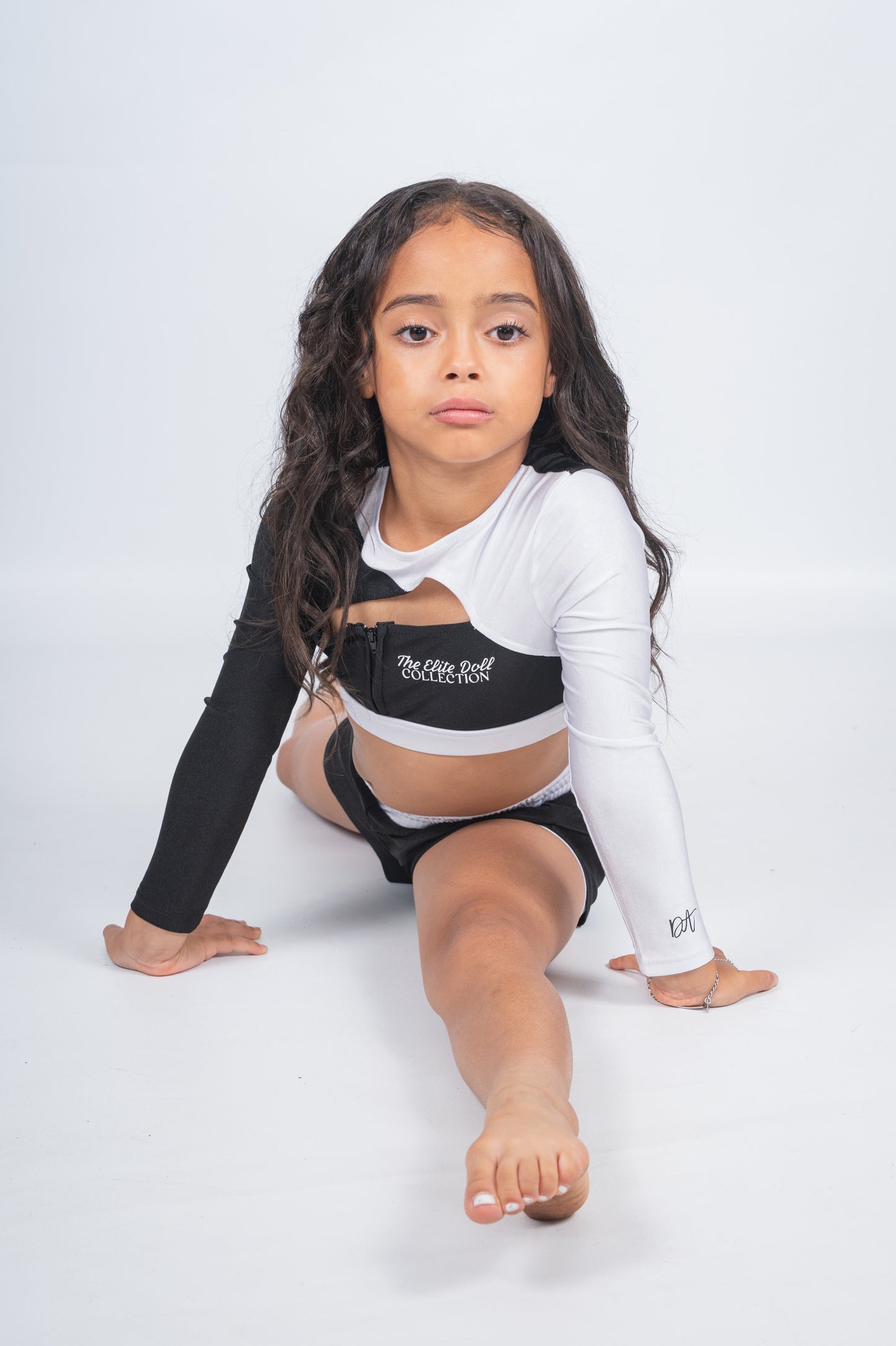 Elite Doll “Madison” set - zip up sleeve crop & spinning shorts
