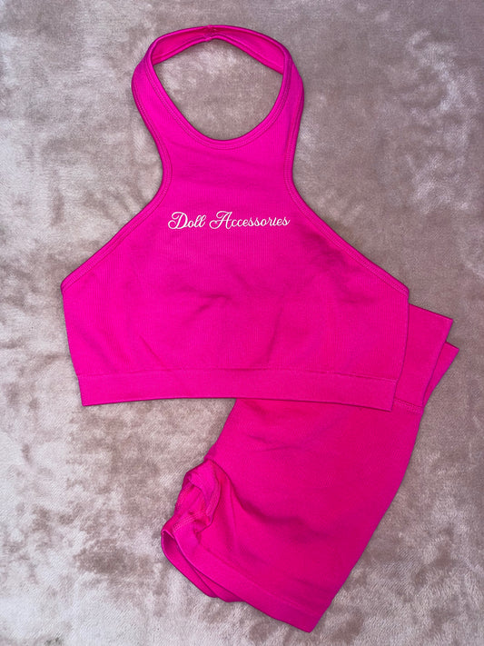 Backless pink crop & shorts 💓